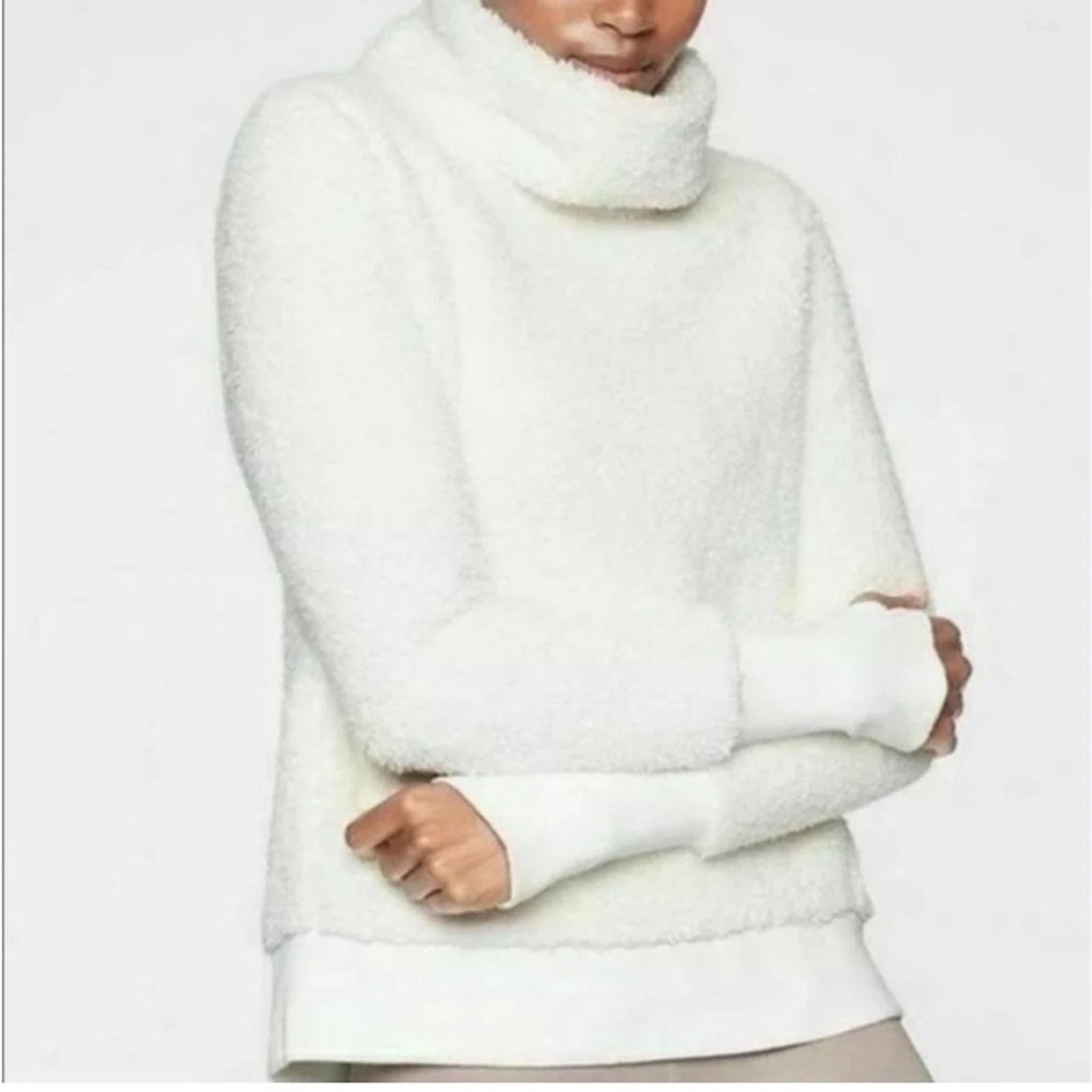 Athleta Nirvana Sherpa Furry‎ Fuzzy Funnel Neck Pullover Chunky Top White S